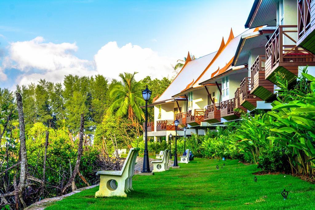 Bhu Tarn Koh Chang Resort&Spa Bagian luar foto
