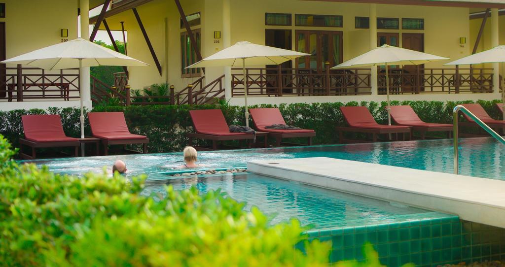 Bhu Tarn Koh Chang Resort&Spa Bagian luar foto
