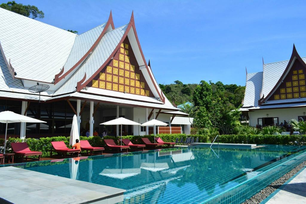 Bhu Tarn Koh Chang Resort&Spa Bagian luar foto