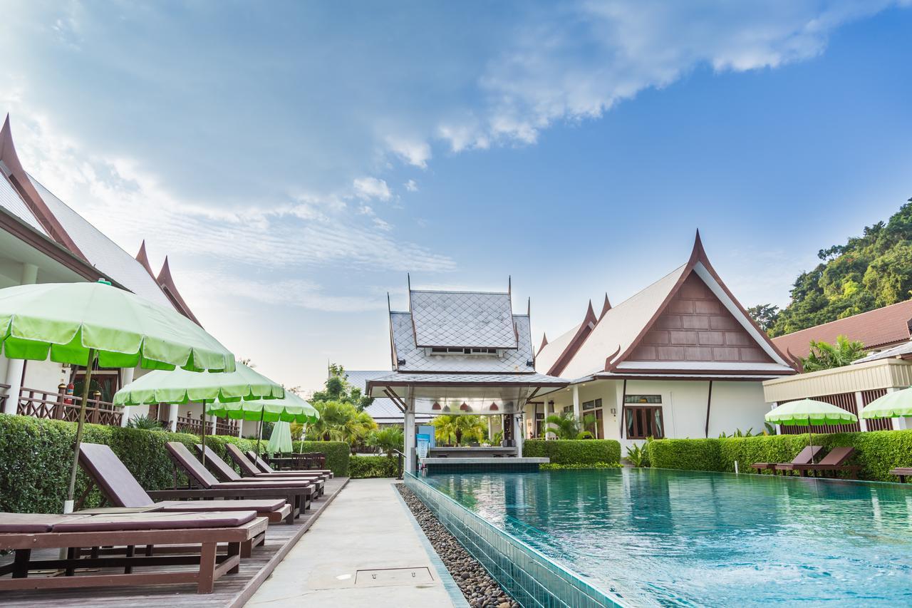 Bhu Tarn Koh Chang Resort&Spa Bagian luar foto
