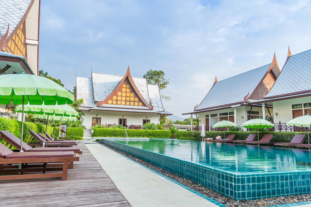 Bhu Tarn Koh Chang Resort&Spa Bagian luar foto
