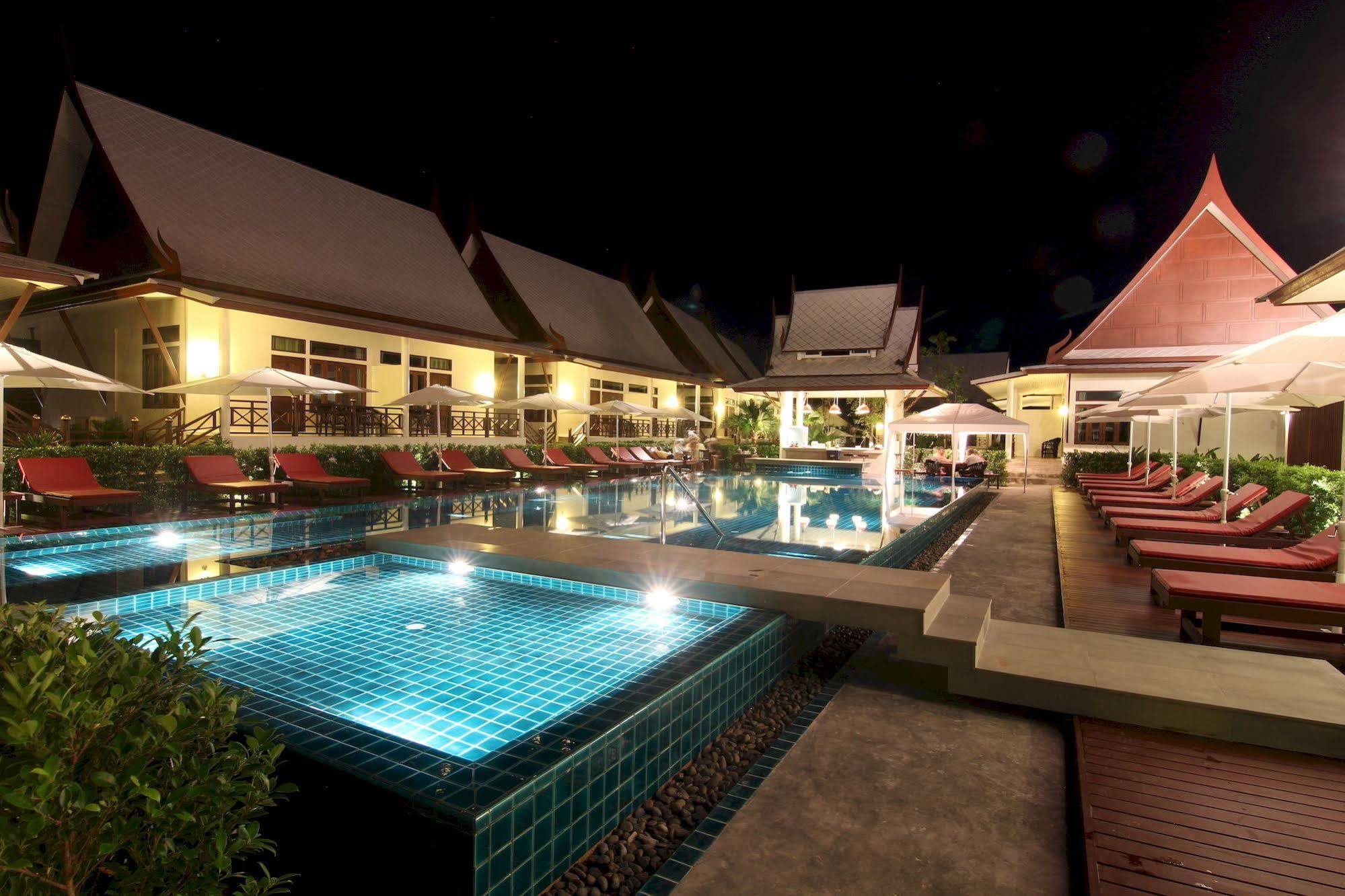 Bhu Tarn Koh Chang Resort&Spa Bagian luar foto