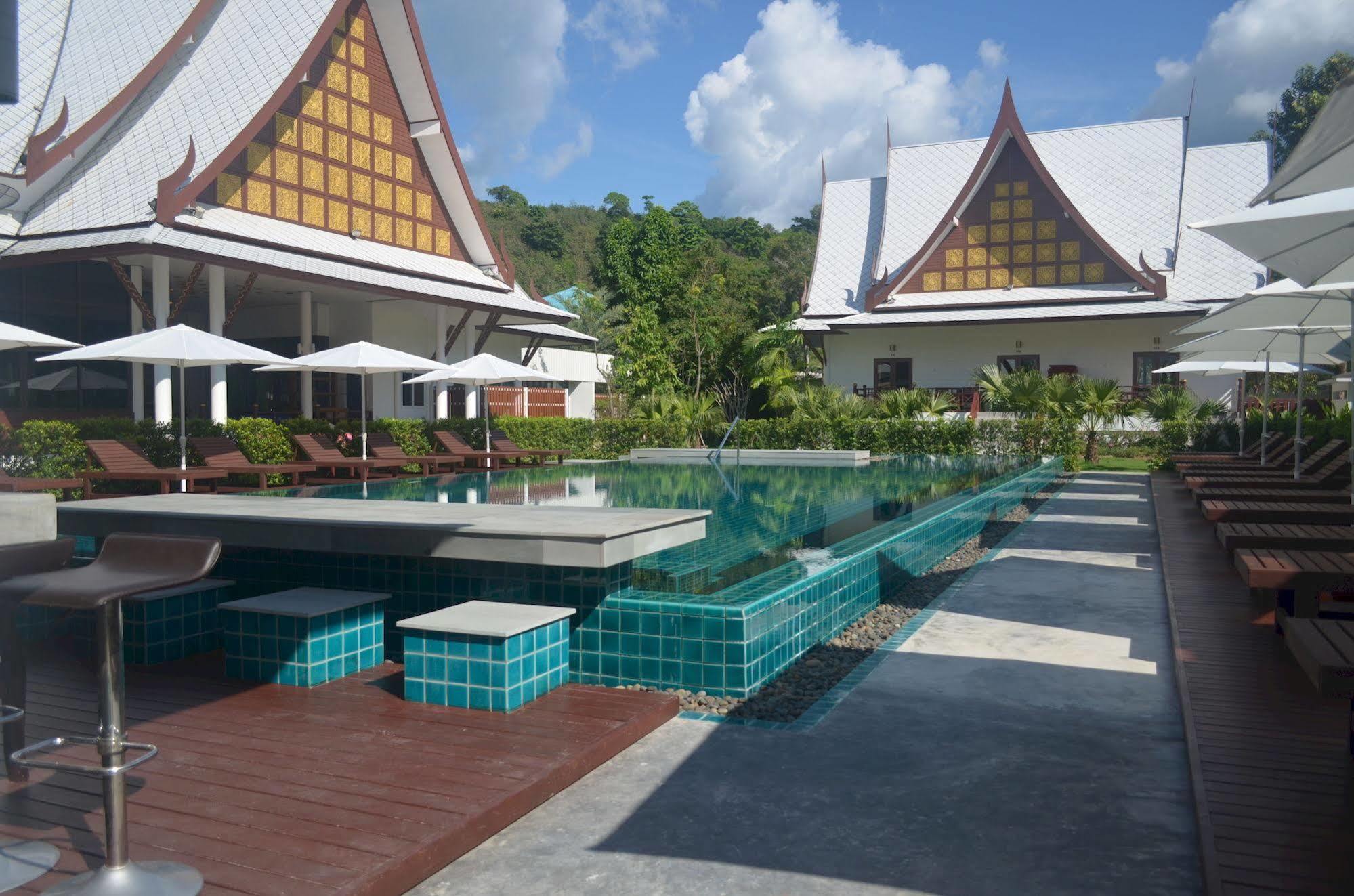 Bhu Tarn Koh Chang Resort&Spa Bagian luar foto